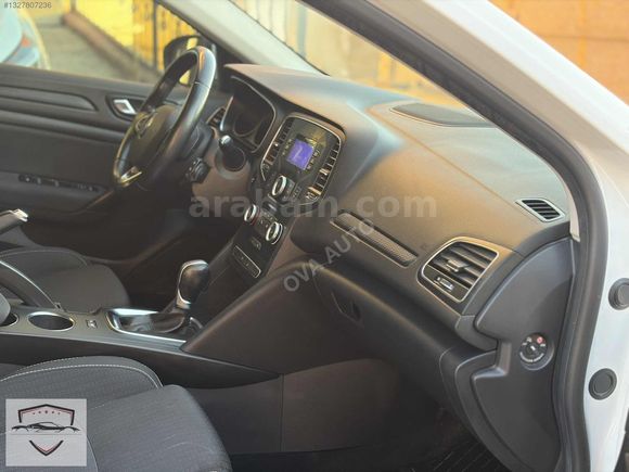 Megane Sedan 1.5 DCI Touch EDC