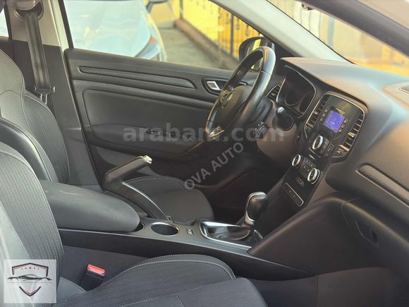 Megane Sedan 1.5 DCI Touch EDC