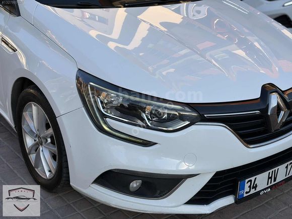 Megane Sedan 1.5 DCI Touch EDC