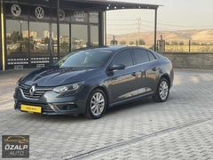 ÖZALP AUTO'dan 2018 Model Megane4 Otomatik Touch Çok Temiz