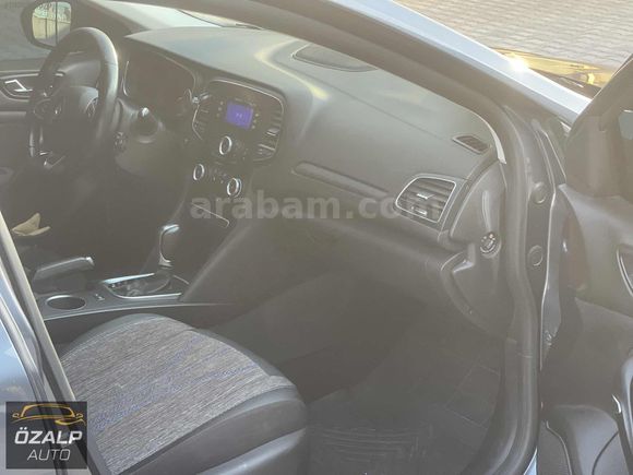 ÖZALP AUTO'dan 2018 Model Megane4 Otomatik Touch Çok Temiz