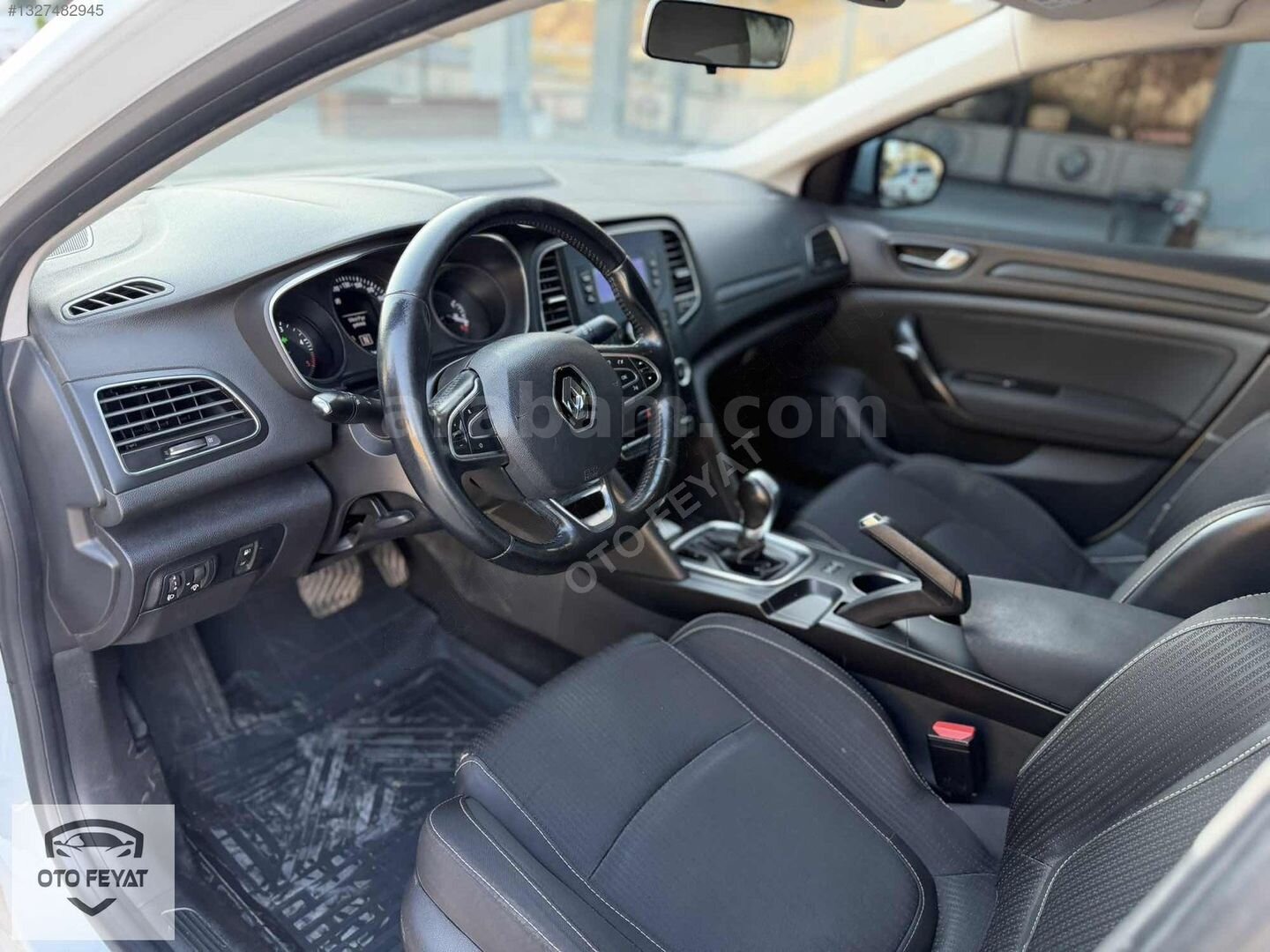 Galeriden Renault Megane 1.5 dCi Touch 2019 Model Şanlıurfa 280.000 km Beyaz 7