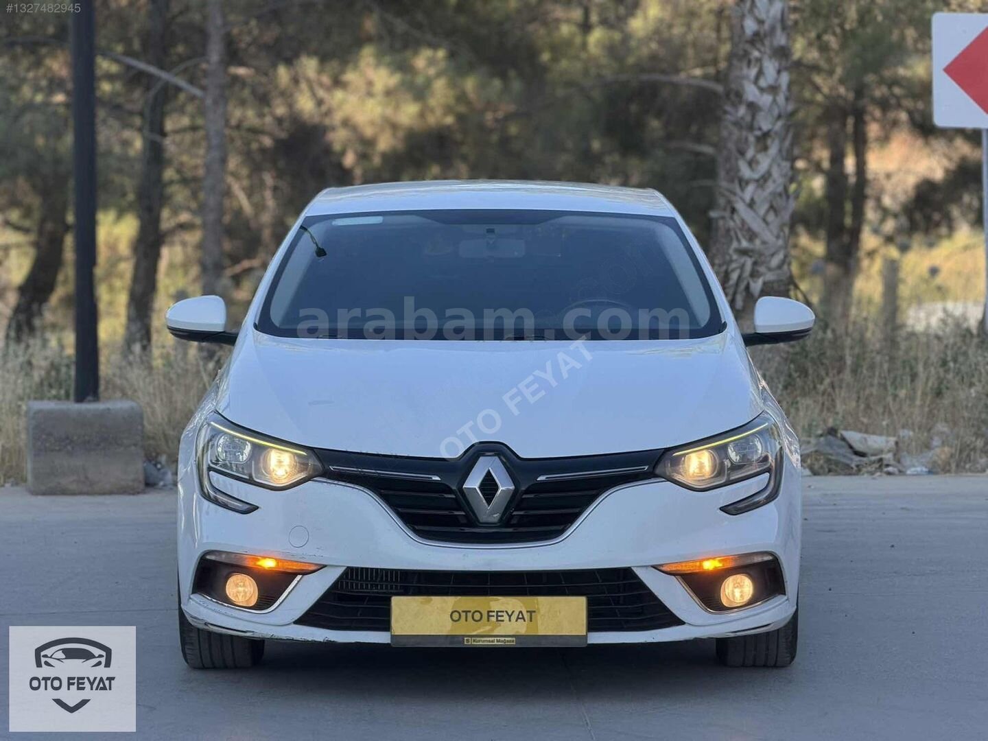 Galeriden Renault Megane 1.5 dCi Touch 2019 Model Şanlıurfa 280.000 km Beyaz 2