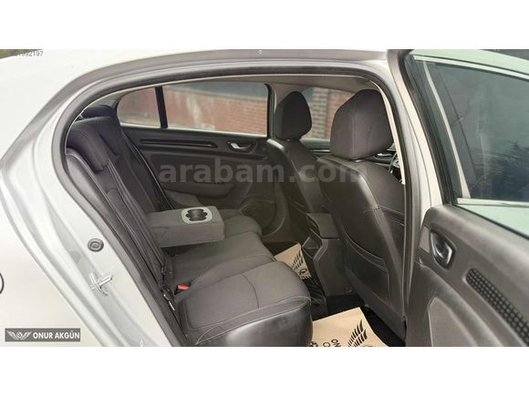 RENAULT MEGANE 1.5 DCI EDC TOUCH DEĞİŞENSİZ BAKIMLI