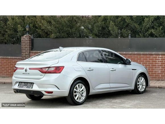 RENAULT MEGANE 1.5 DCI EDC TOUCH DEĞİŞENSİZ BAKIMLI