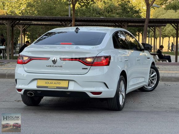 2017 MODEL RENAULT MEGANE 1.5 DCİ TOUCH EDC DÜŞÜK KM