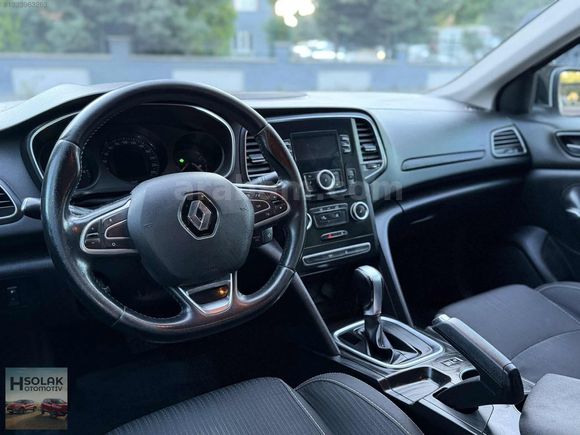 2017 MODEL RENAULT MEGANE 1.5 DCİ TOUCH EDC DÜŞÜK KM