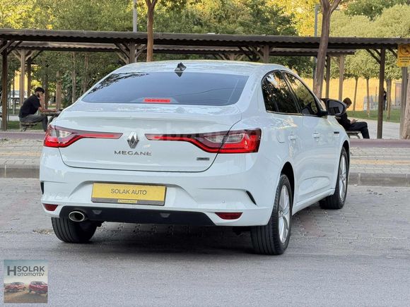 2017 MODEL RENAULT MEGANE 1.5 DCİ TOUCH EDC DÜŞÜK KM