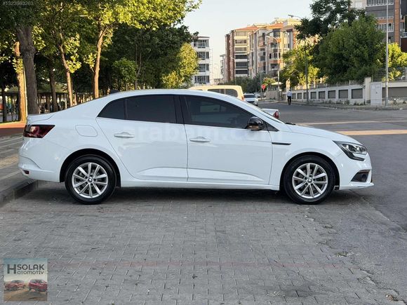 2017 MODEL RENAULT MEGANE 1.5 DCİ TOUCH EDC DÜŞÜK KM