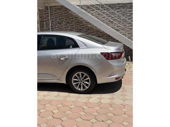 OSMAN KAYAN'DAN 2017 RENAULT MEGANE TOUCH