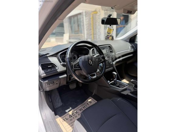 OSMAN KAYAN'DAN 2017 RENAULT MEGANE TOUCH
