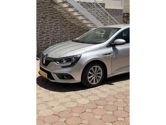 OSMAN KAYAN'DAN 2017 RENAULT MEGANE TOUCH