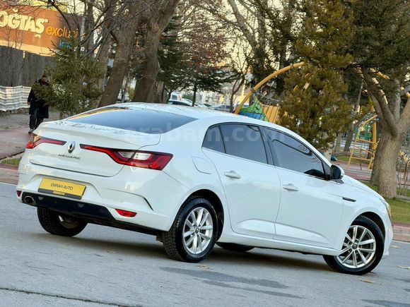 EMRAH AUTO'Dan Komple servis bakımlı emsalsiz temizlikte