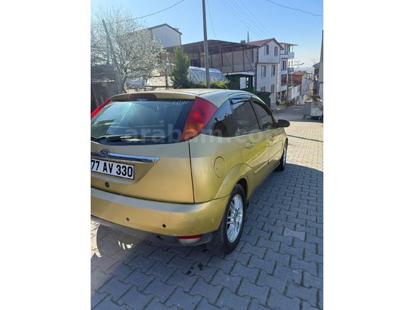 Sahibinden Ford Focus 1.6 Ghia 2000 Model