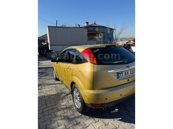 Sahibinden Ford Focus 1.6 Ghia 2000 Model