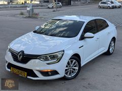 ÖZ IŞIKLI OTOMOTİVDEN 2017 RENAULT MEGANE TOUCH OTOMATİK