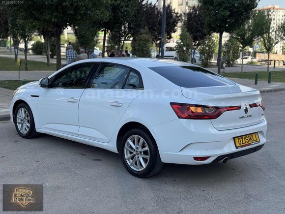 ÖZ IŞIKLI OTOMOTİVDEN 2017 RENAULT MEGANE TOUCH OTOMATİK