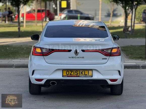 ÖZ IŞIKLI OTOMOTİVDEN 2017 RENAULT MEGANE TOUCH OTOMATİK