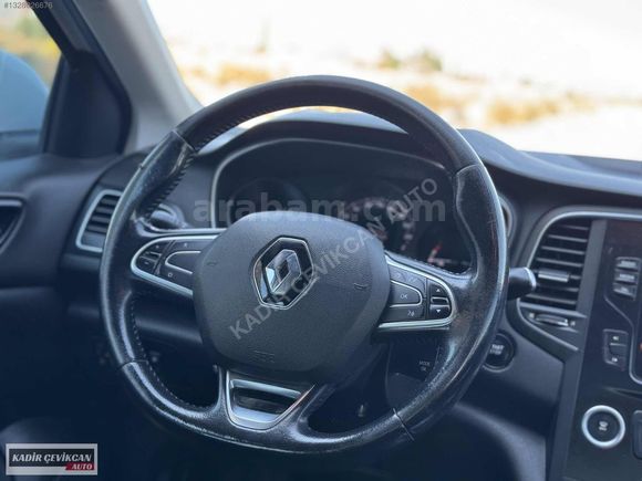 EMSALSİZ TEMİZLİKTE BAKIMLI 2017 1.5 DCİ TOUCH MEGANE 4