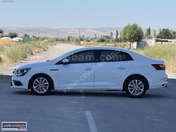 EMSALSİZ TEMİZLİKTE BAKIMLI 2017 1.5 DCİ TOUCH MEGANE 4