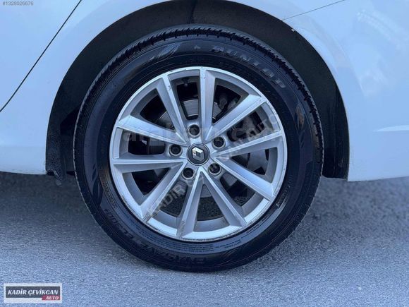 EMSALSİZ TEMİZLİKTE BAKIMLI 2017 1.5 DCİ TOUCH MEGANE 4