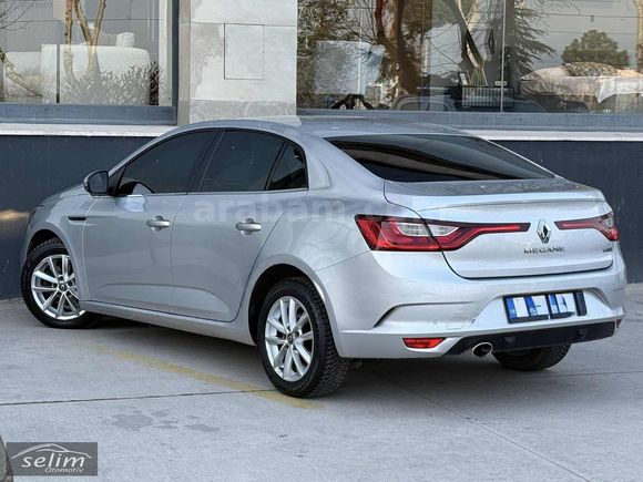2017 MODEL MEGAN 1.5 DCİ TOUCH OTOMATİK