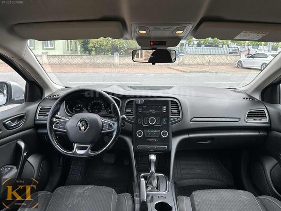 TERTEMİZ FUL BAKIMLI CAM GİBİ 2017 MEGANE TOUCH 1,5 DCI OTOMATİK