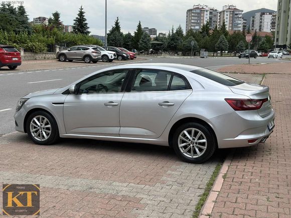 TERTEMİZ FUL BAKIMLI CAM GİBİ 2017 MEGANE TOUCH 1,5 DCI OTOMATİK