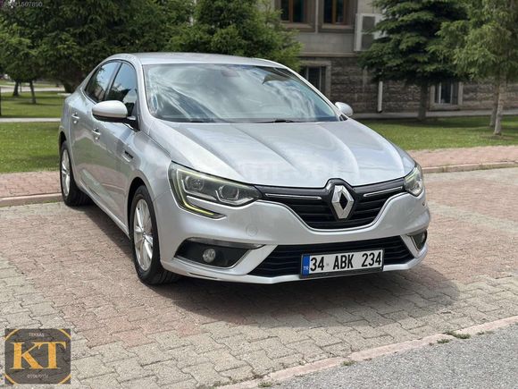 TERTEMİZ FUL BAKIMLI CAM GİBİ 2017 MEGANE TOUCH 1,5 DCI OTOMATİK