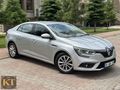 TERTEMİZ FUL BAKIMLI CAM GİBİ 2017 MEGANE TOUCH 1,5 DCI OTOMATİK