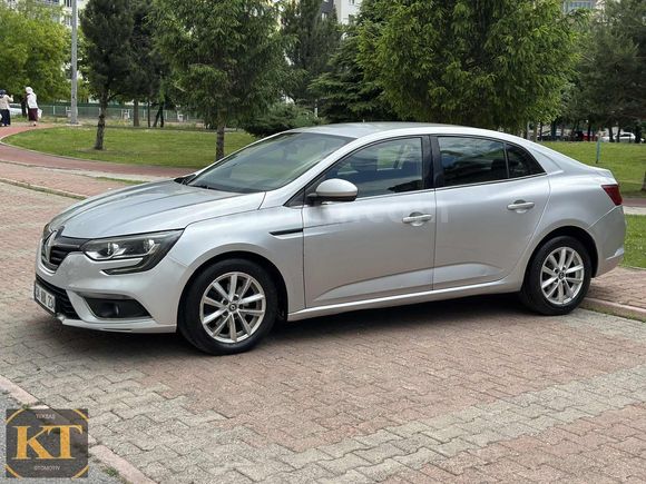 TERTEMİZ FUL BAKIMLI CAM GİBİ 2017 MEGANE TOUCH 1,5 DCI OTOMATİK