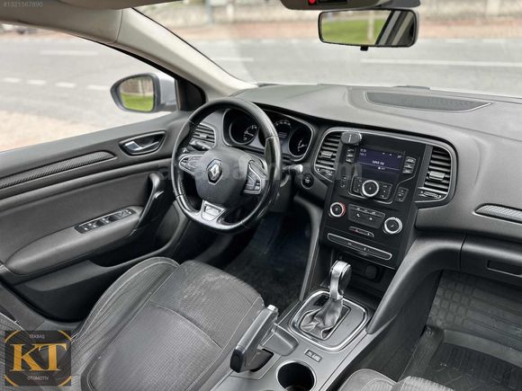 TERTEMİZ FUL BAKIMLI CAM GİBİ 2017 MEGANE TOUCH 1,5 DCI OTOMATİK