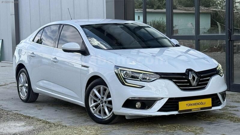 Galeriden Renault Megane 1.5 dCi Touch 2016 Model Konya 239.000 km Beyaz