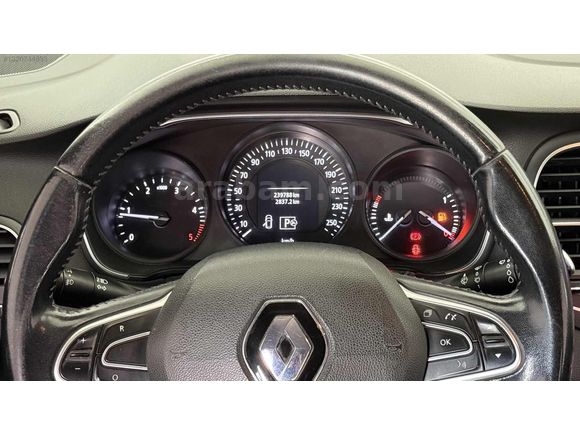 TÜRKMENOĞLU'NDAN DEĞİŞENSİZ 2016 MEGANE 1.5DCİ TOUCH EDC