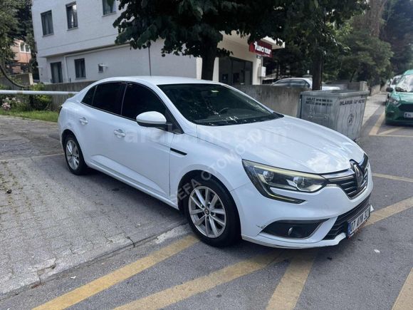 2017 MODEL OTOMATİK MEGANE 1,5 DİZEL TOUCH OTOMATİK