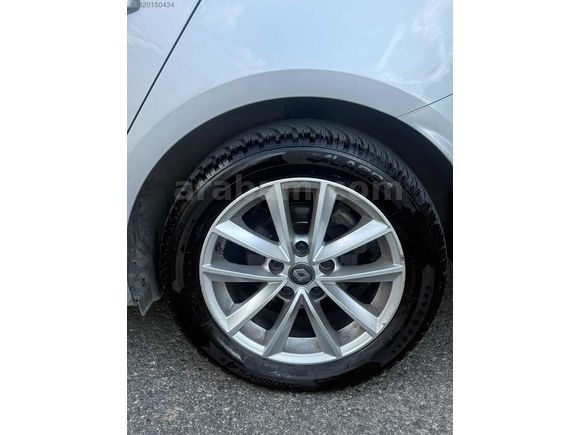 HATASİZ MEGANE 4 TOUCH ADBLUE SUZ 1.5 DCİ