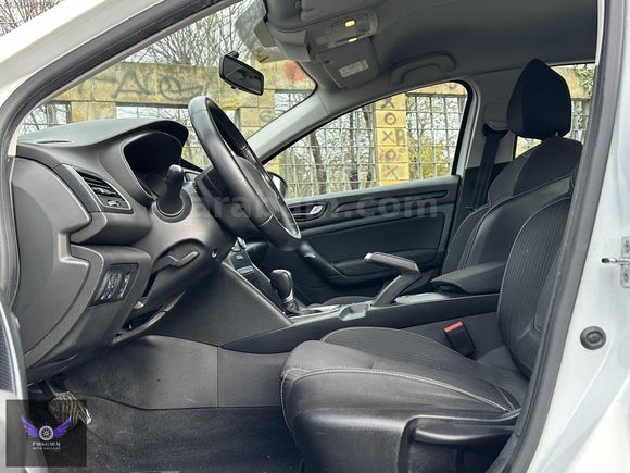 FULL BAKIMLI GÖRÜLMEYE DEĞER MEGANE TOUCH