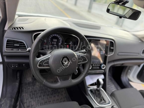 2018 MODEL HATASIZ BOYASIZ TESLA EKRAN 135 BİN KM TOUCH