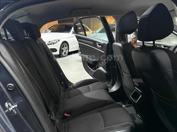 2018 MODEL MEGANE 1.5 DCİ TOUCH OTOMATİK 162 BİNDE