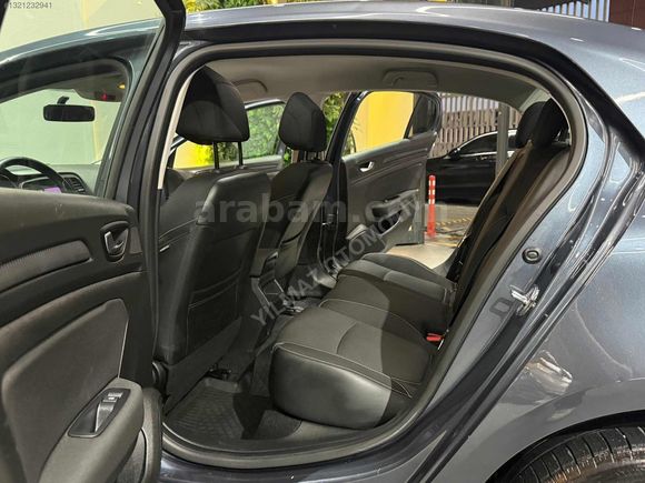 2018 MODEL MEGANE 1.5 DCİ TOUCH OTOMATİK 162 BİNDE