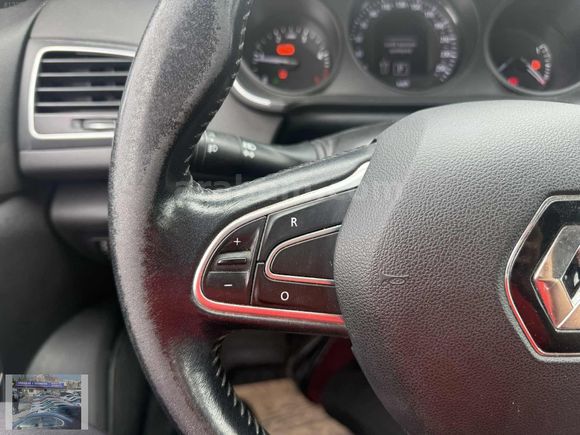 2017 MEGANE KREDİ / VADE / TAKAS İMKANI MEVCUTTUR