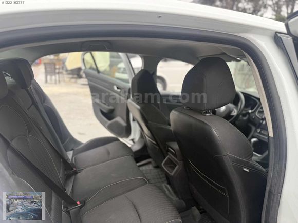 2017 MEGANE KREDİ / VADE / TAKAS İMKANI MEVCUTTUR