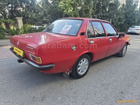 Koleksiyonluk 1975 Model Opel Rekord