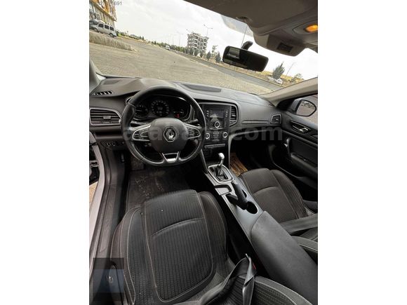 BRN AUTO DAN 2019 MEGANE EMSALSİZ