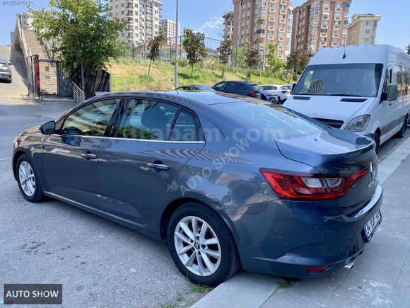 AUTO SHOW_RENAULT MEGANE 1.5 DCİ TOUCH OTOMATİK
