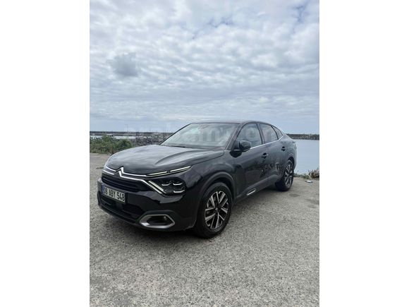 Sahibinden Citroen C4 X 1.2 PureTech Shine 2023 Model 