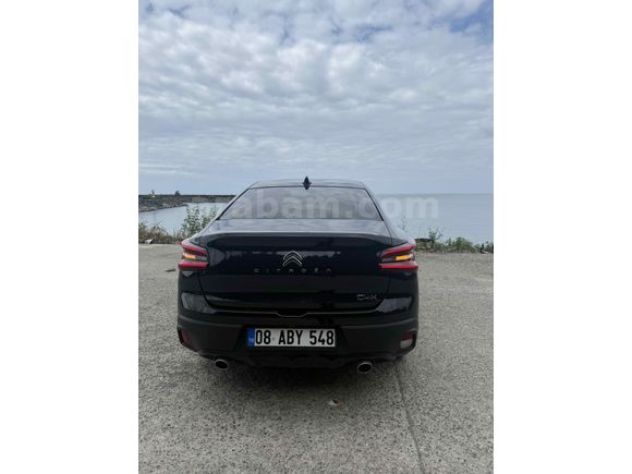 Sahibinden Citroen C4 X 1.2 PureTech Shine 2023 Model 