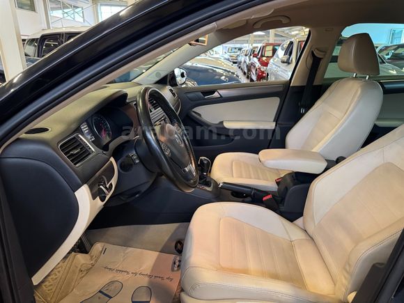 2013 VOLKSWAGEN JETTA 1.4 TSI HIGHLINE DSG
