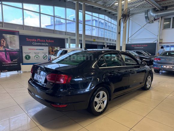 2013 VOLKSWAGEN JETTA 1.4 TSI HIGHLINE DSG