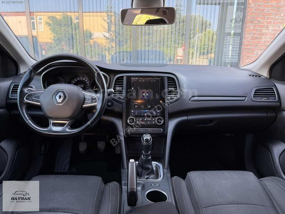 2017 RENAULT MEGANE 110 BİN KM